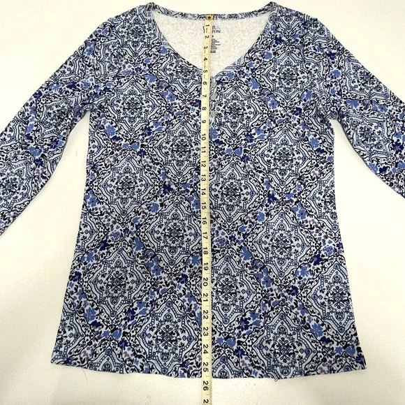 Croft & Barrow® Three Quarter Sleeve Printed Tunic Size M, Blue - Picture 6 of 9